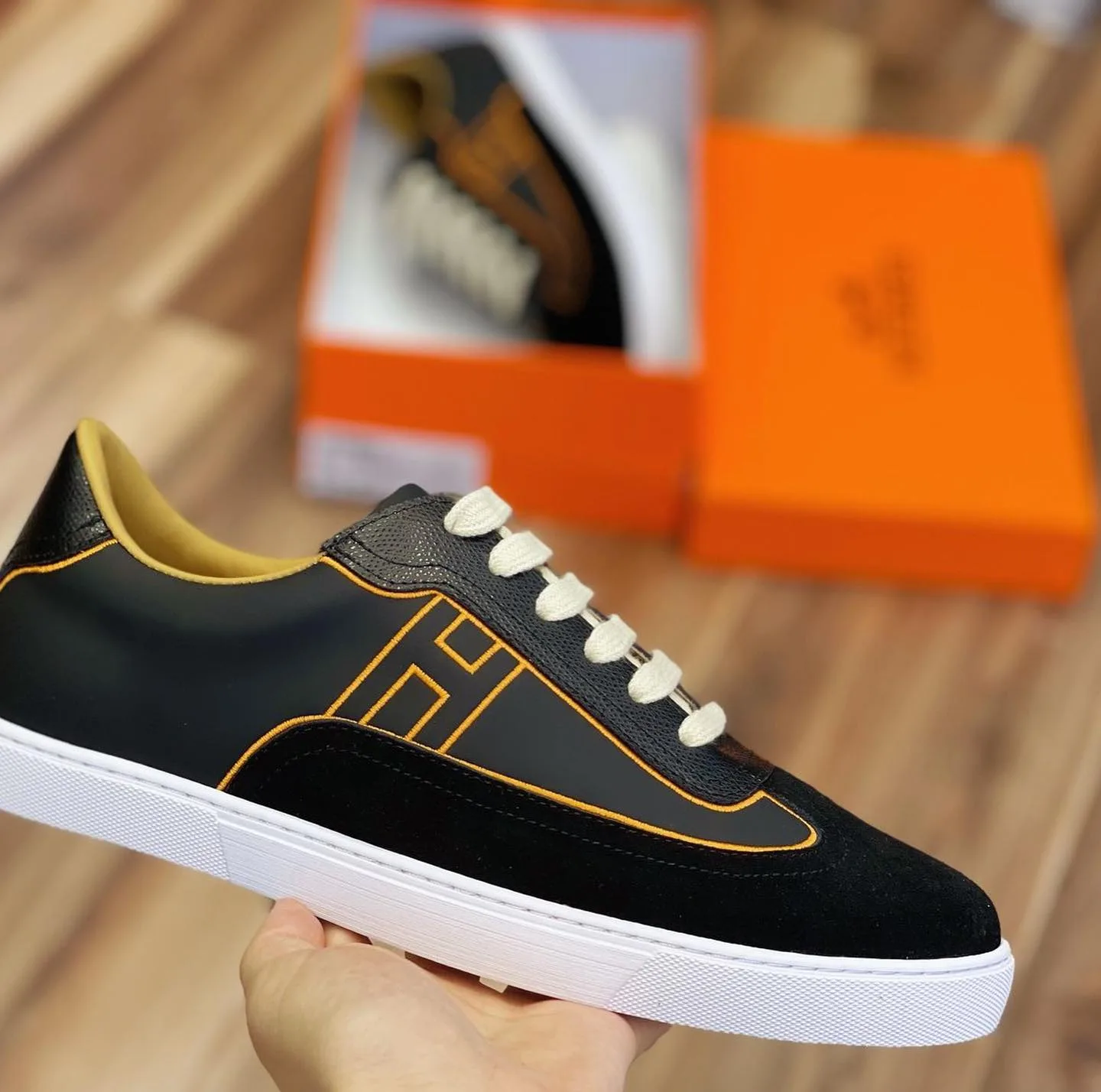 Hermès Day Sneaker photo 2