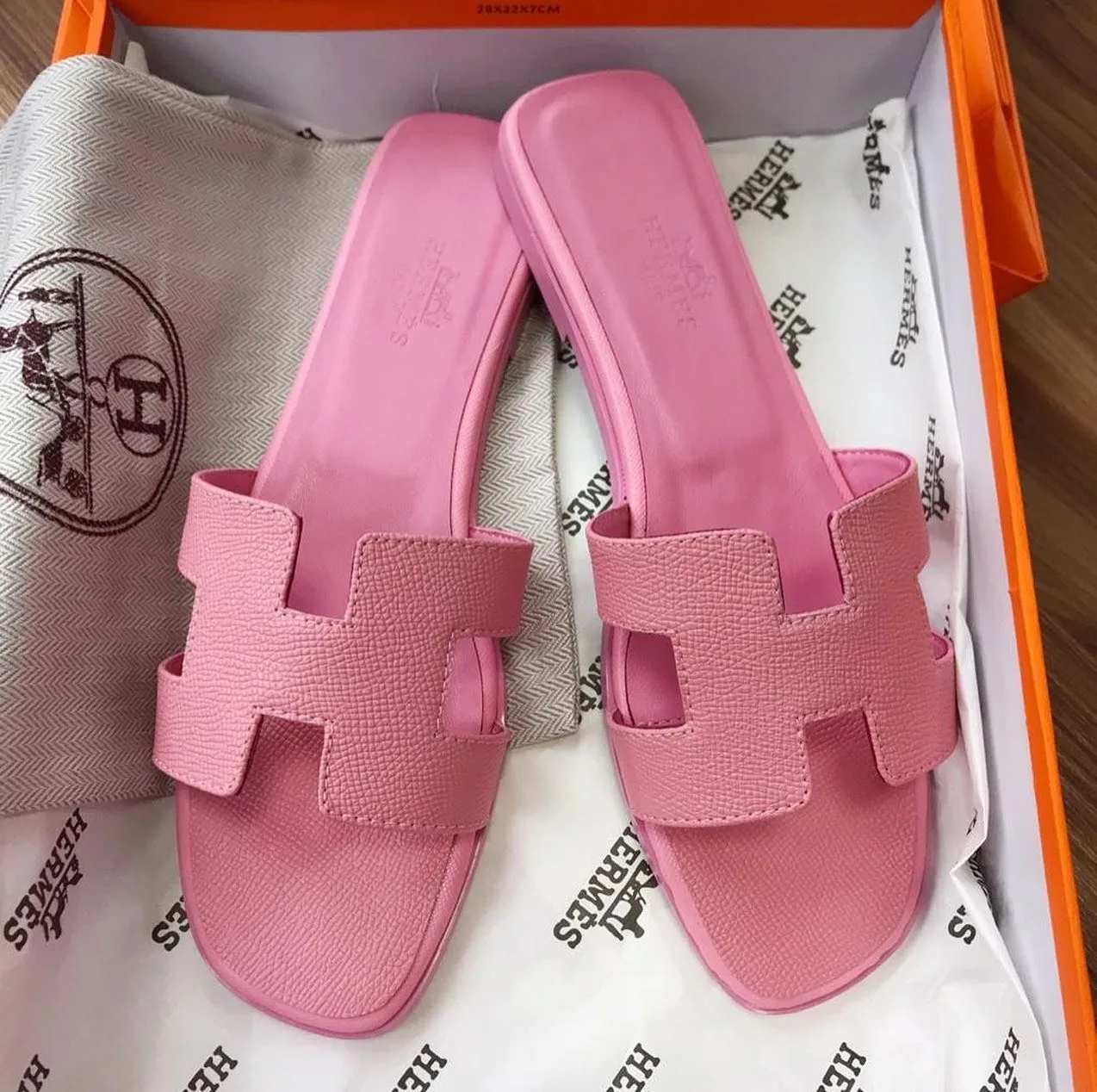 Hermès Oran Slide photo 2