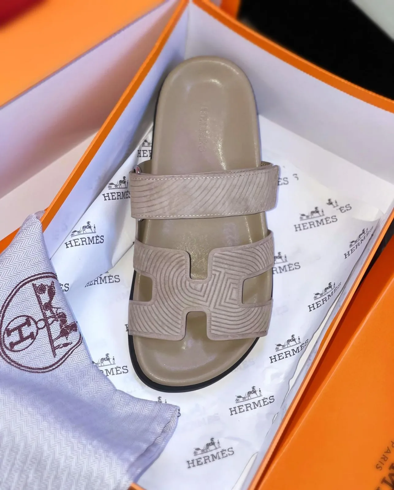 Hermès Slide Sandal photo 3