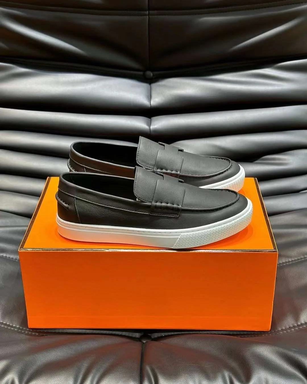 Hermès Slip-On Sneaker photo 9