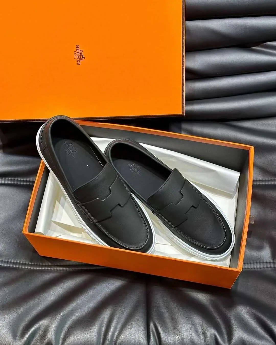 Hermès Slip-On Sneaker photo 13