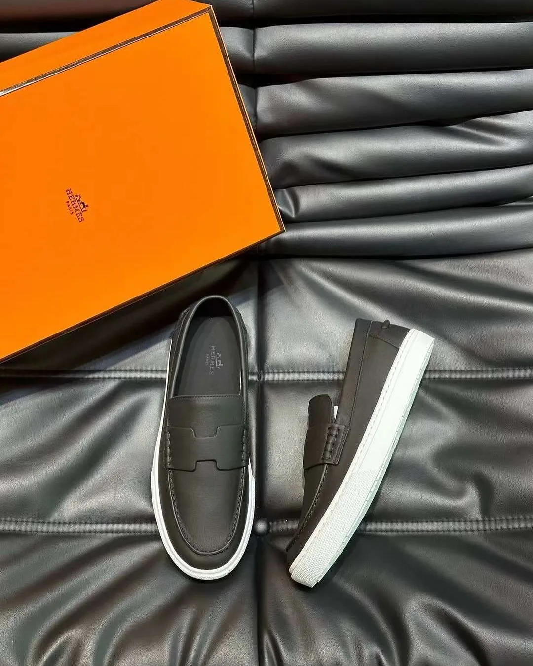 Hermès Slip-On Sneaker photo 12