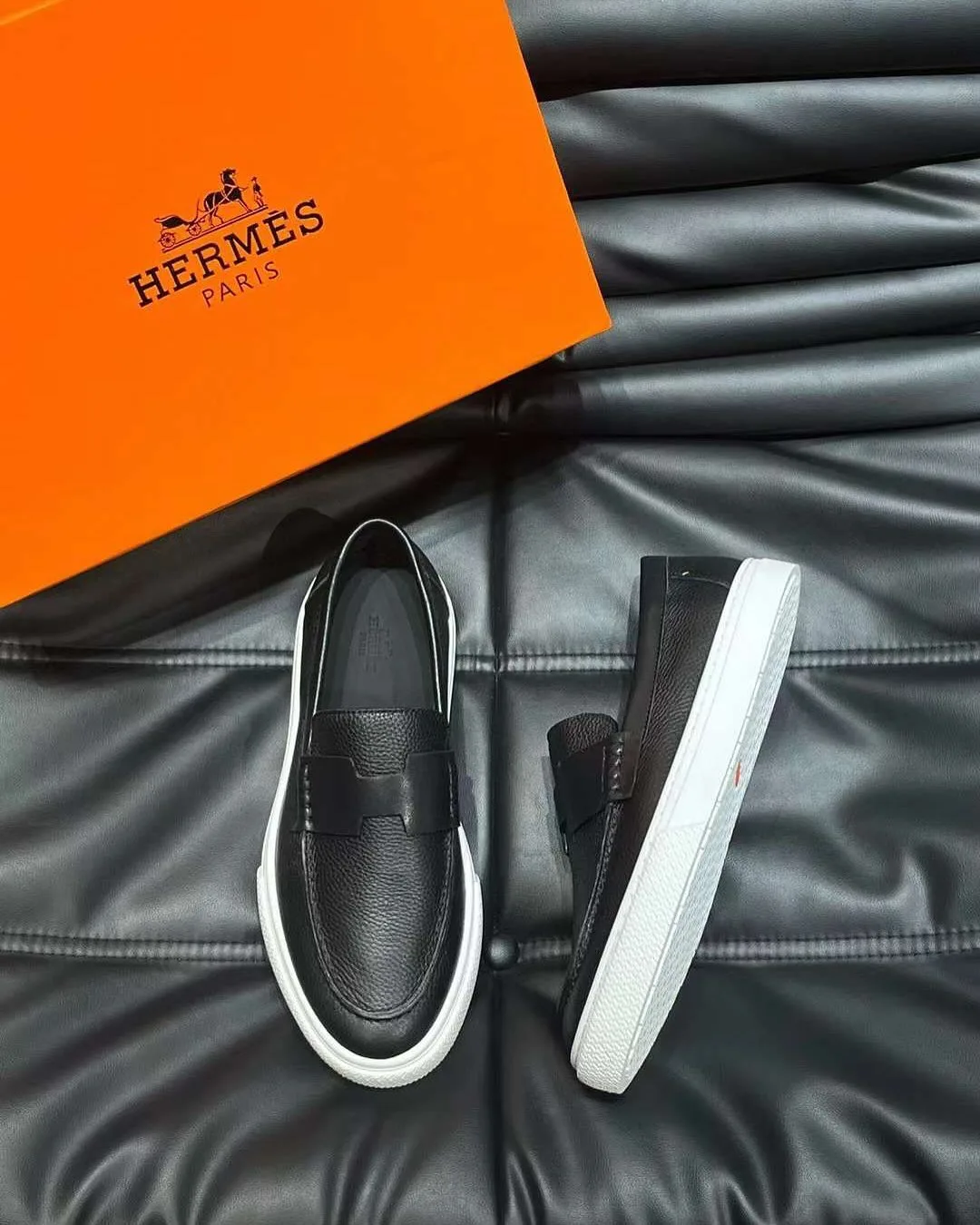 Hermès Slip-On Sneaker
