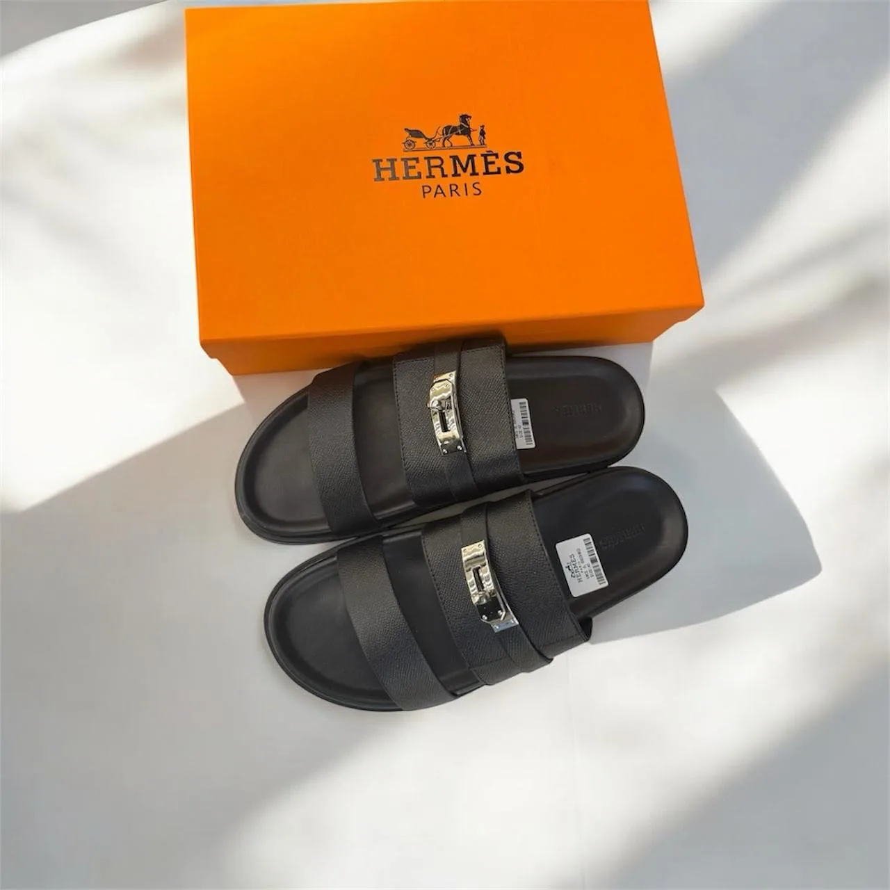 Hermès Slide Sandal photo 2