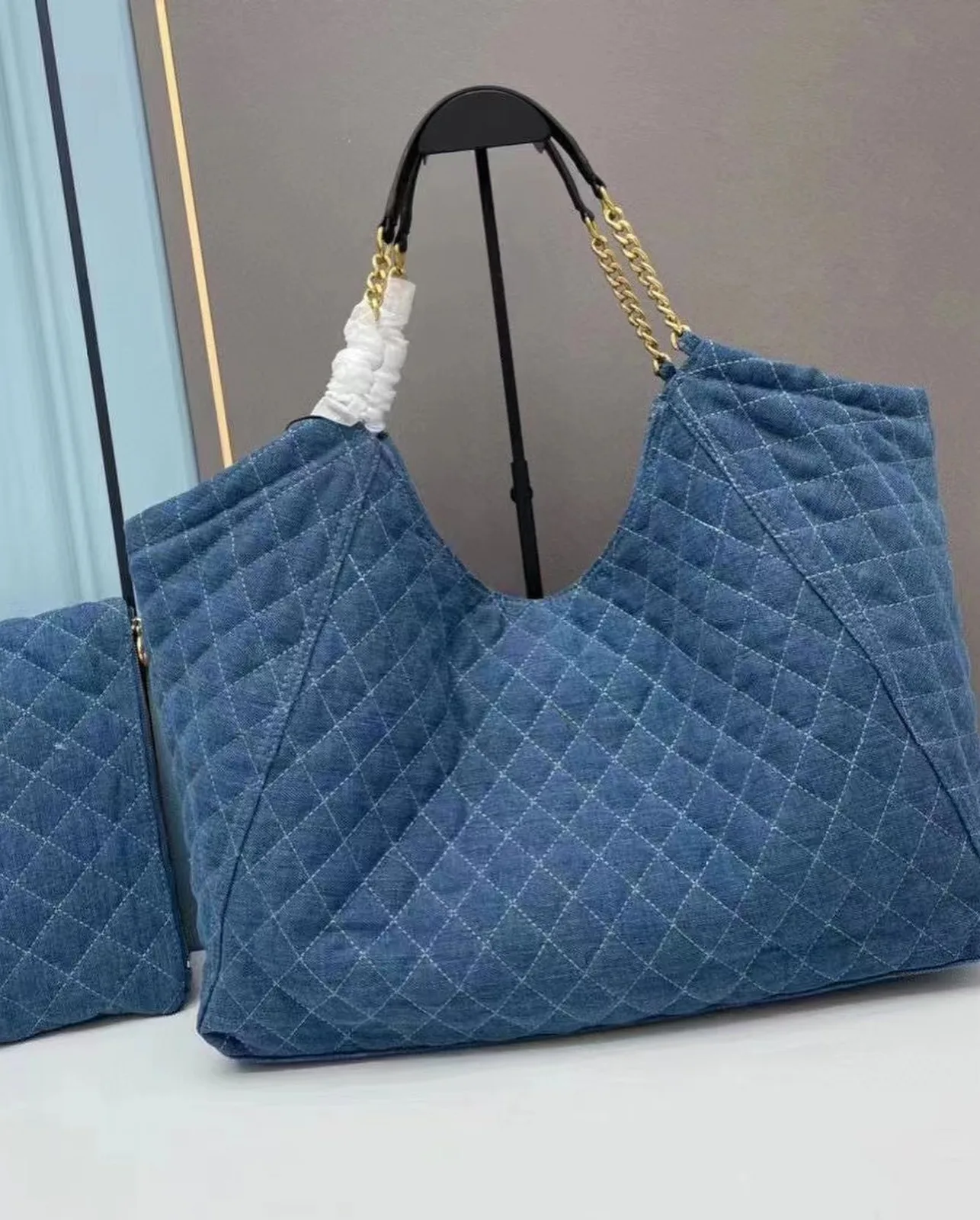 Saint Laurent Icare Maxi photo 4