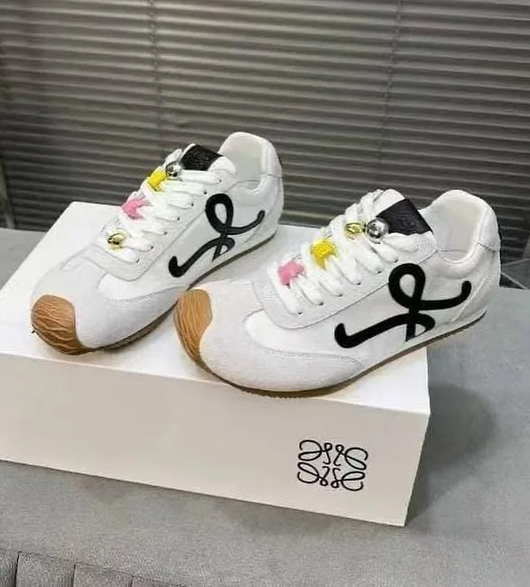 Loewe Sneaker photo 3