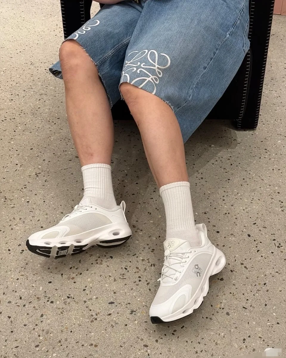 Loewe Sneaker photo 3