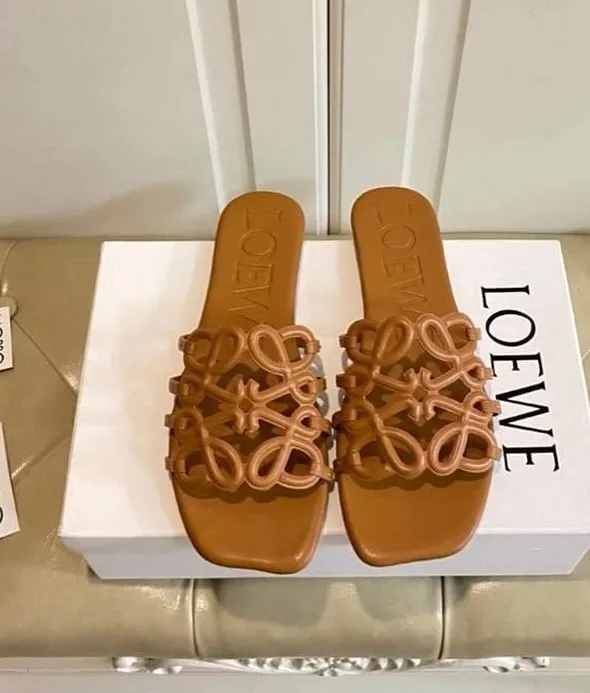 Loewe Anagram Flat Mule photo 4