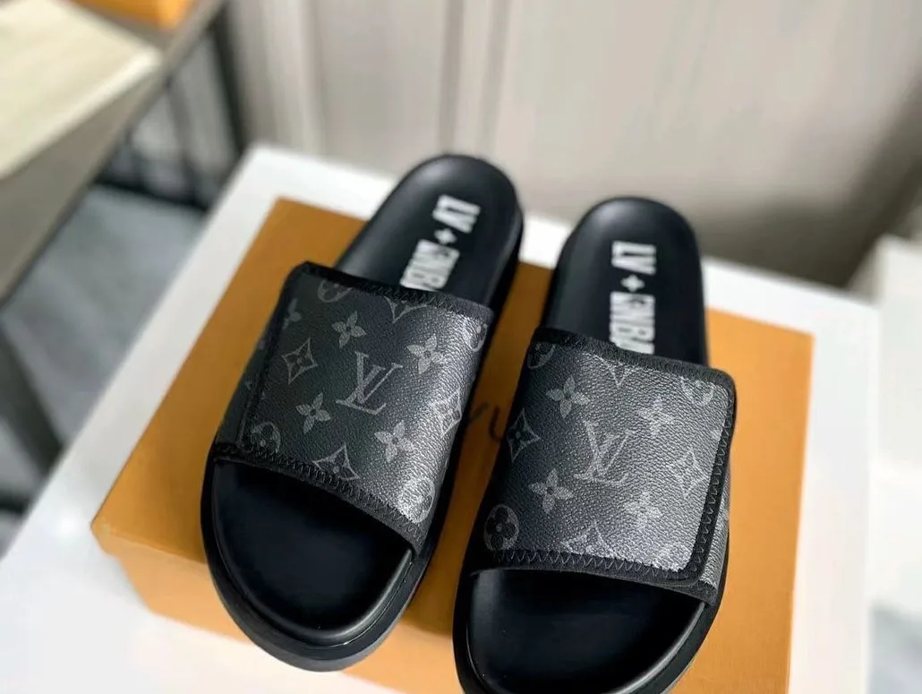 Louis Vuitton Slide Sandal photo 2