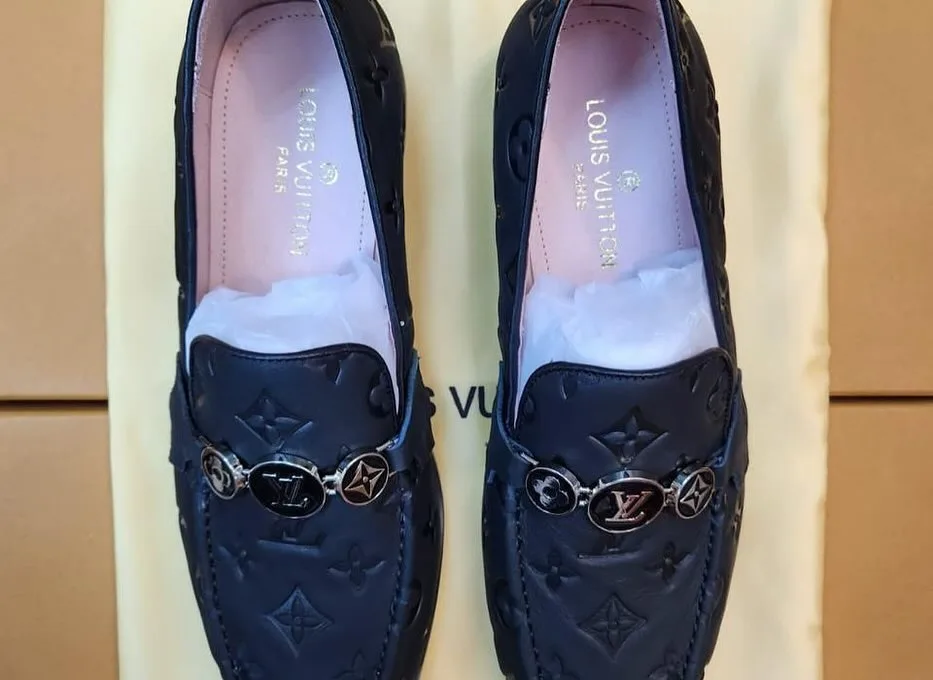 Louis Vuitton Loafer photo 2