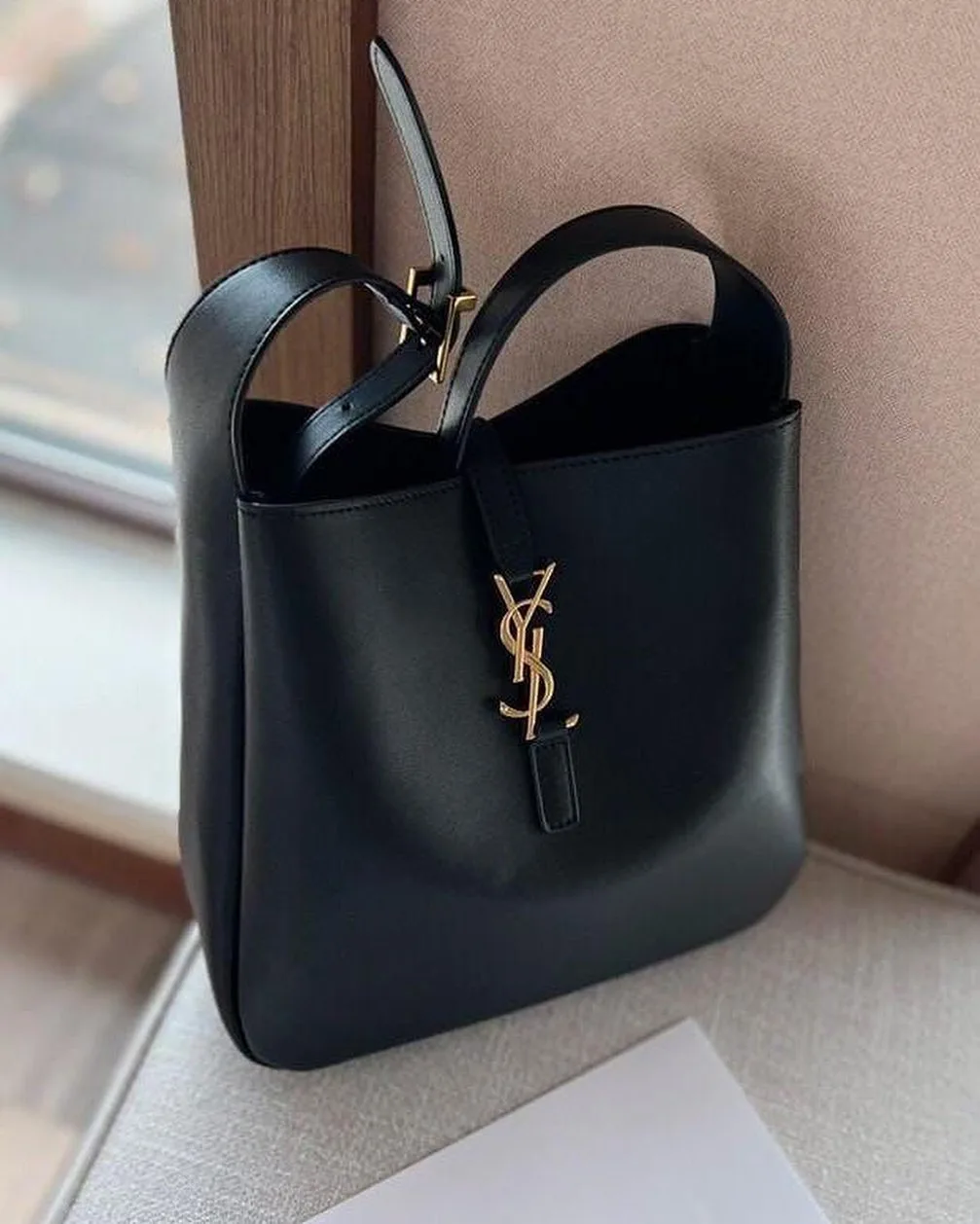 Saint Laurent Le 5à7 hobo photo 2