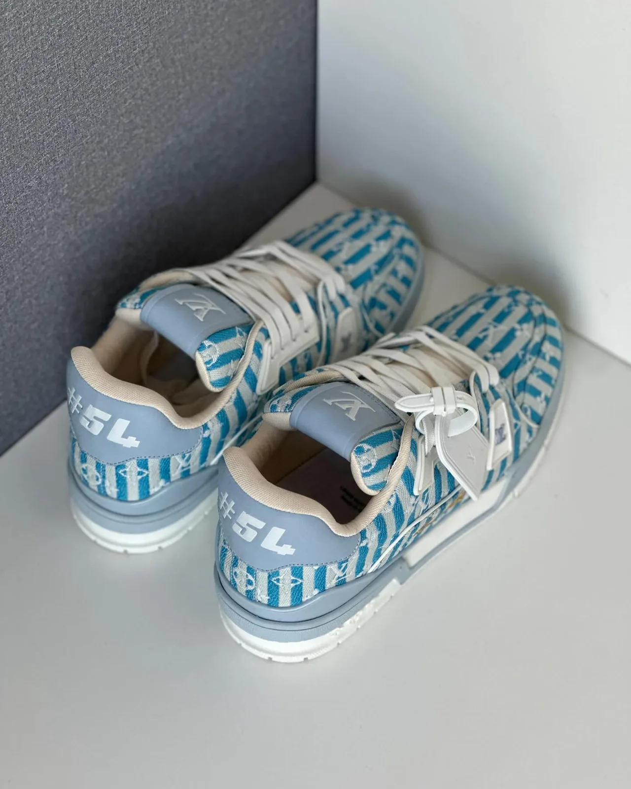 Louis Vuitton High-Top Sneaker photo 5