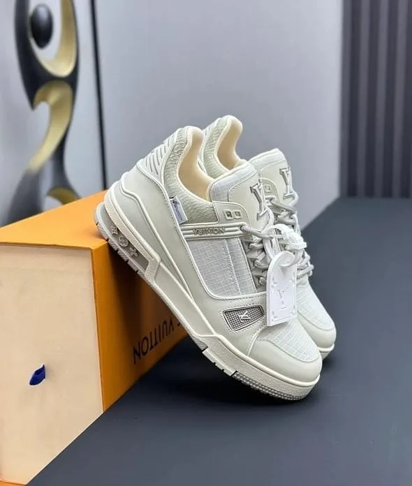 Louis Vuitton Sneaker