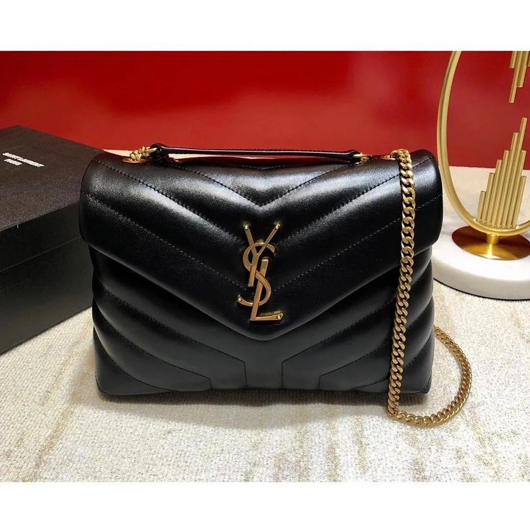 Saint Laurent Loulou photo 3