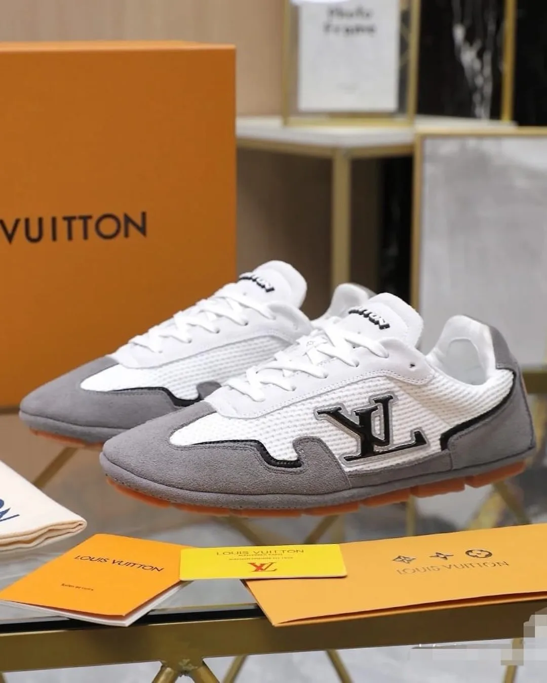 Louis Vuitton Sneaker