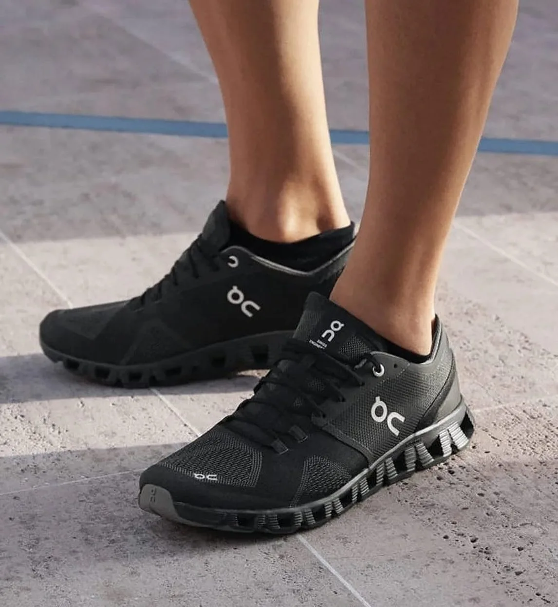 On running sneaker/boot photo 3