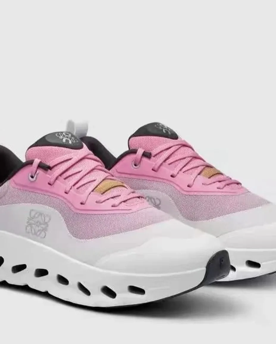 On Sneaker photo 4