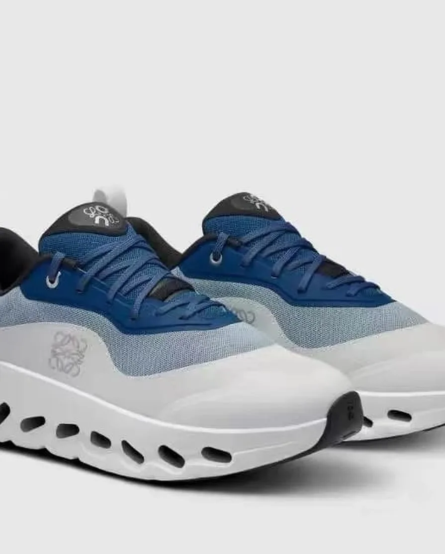 On Sneaker photo 5