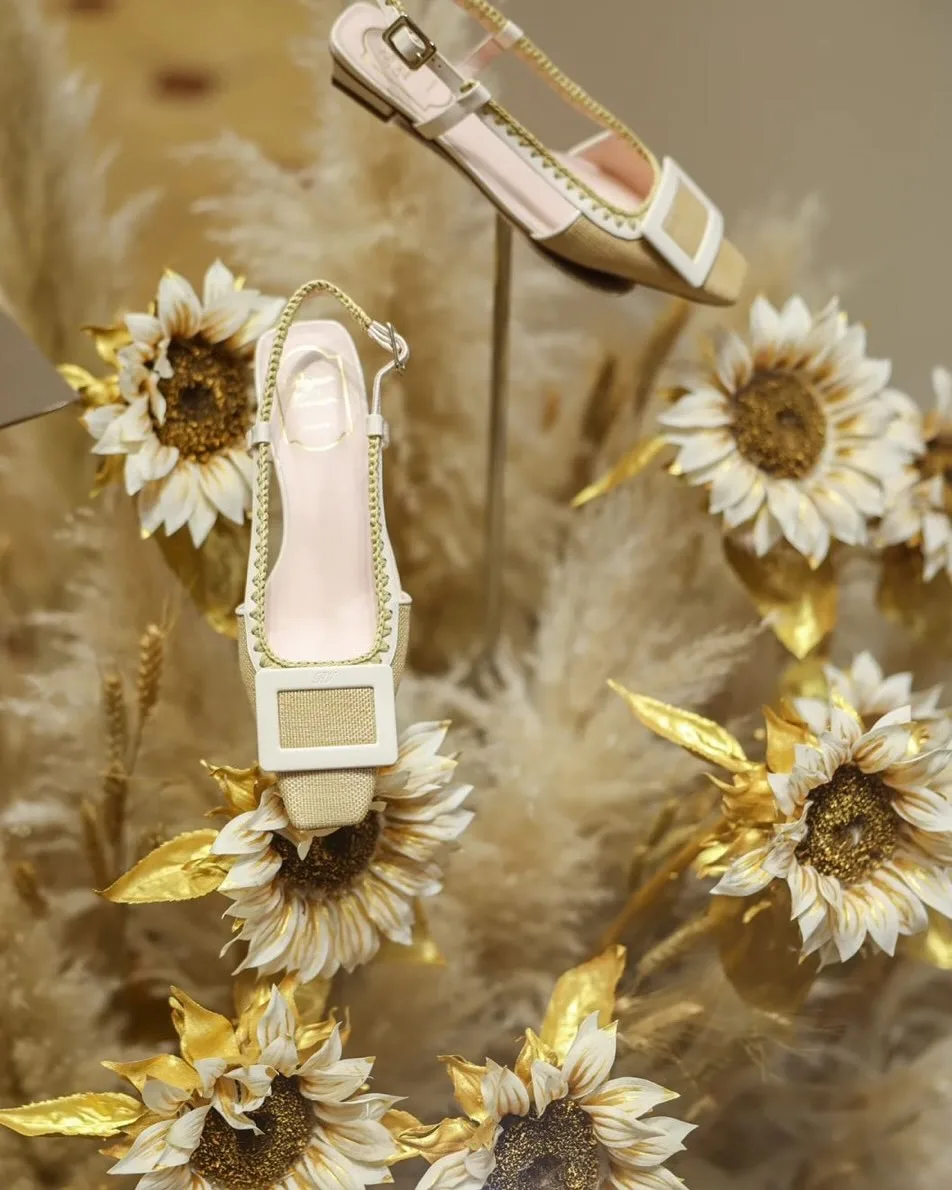 Roger Vivier Slingback Heel photo 4