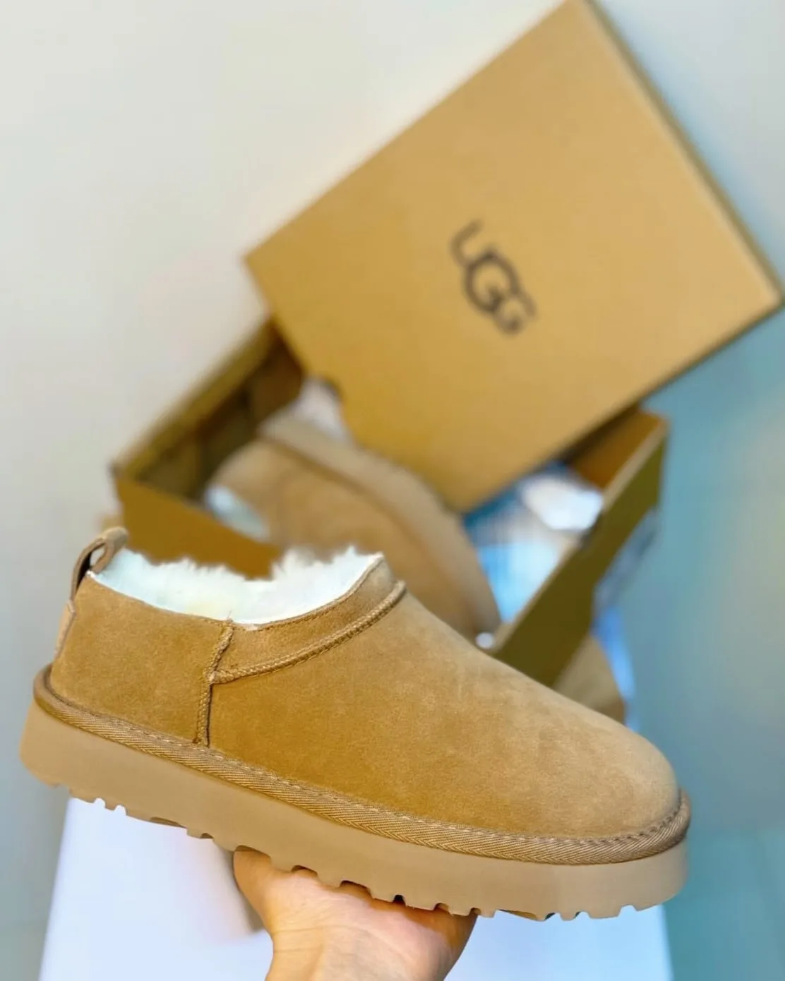 UGG Classic Ultra Mini slip-on photo 2