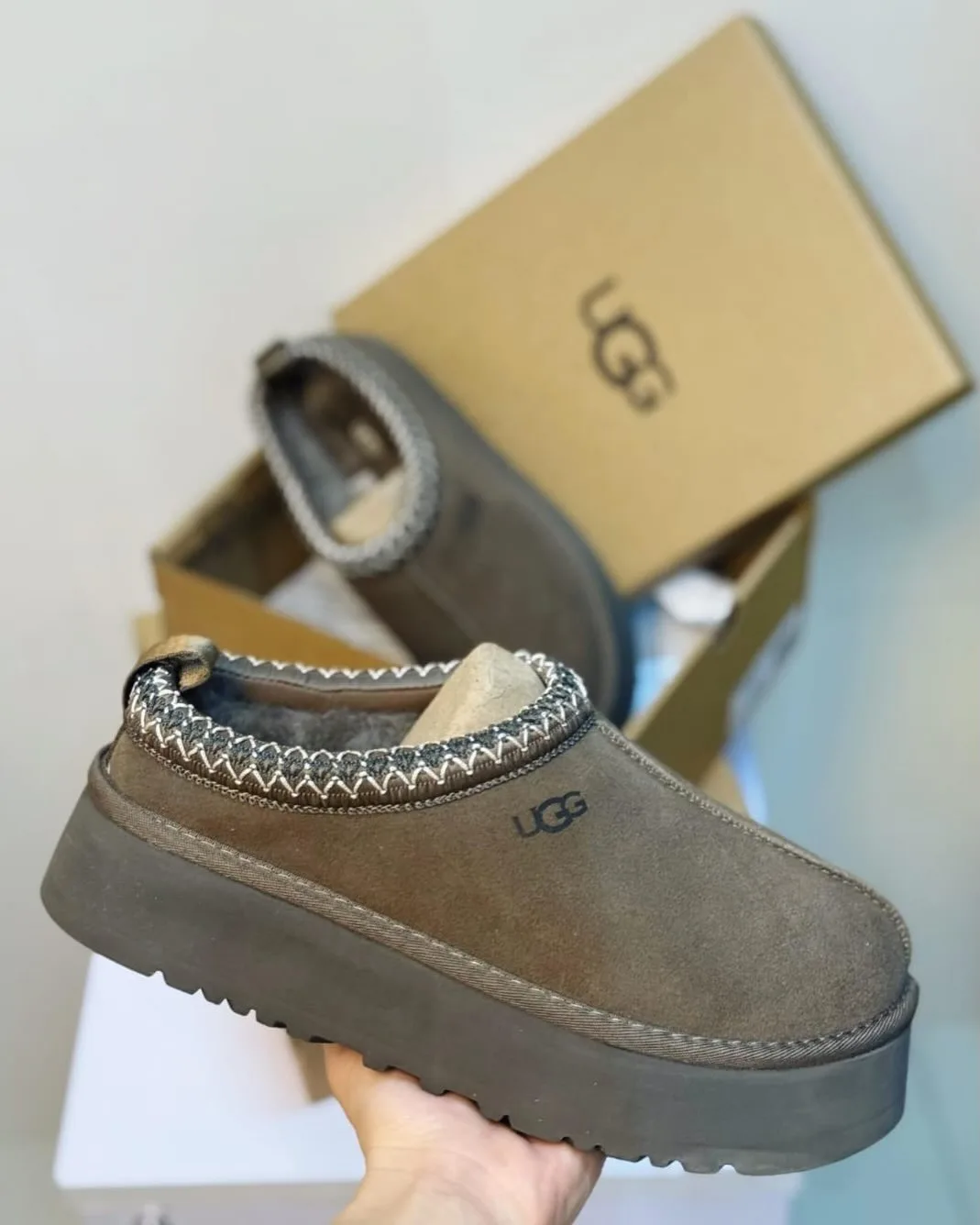 UGG Tasman platform with knit trim