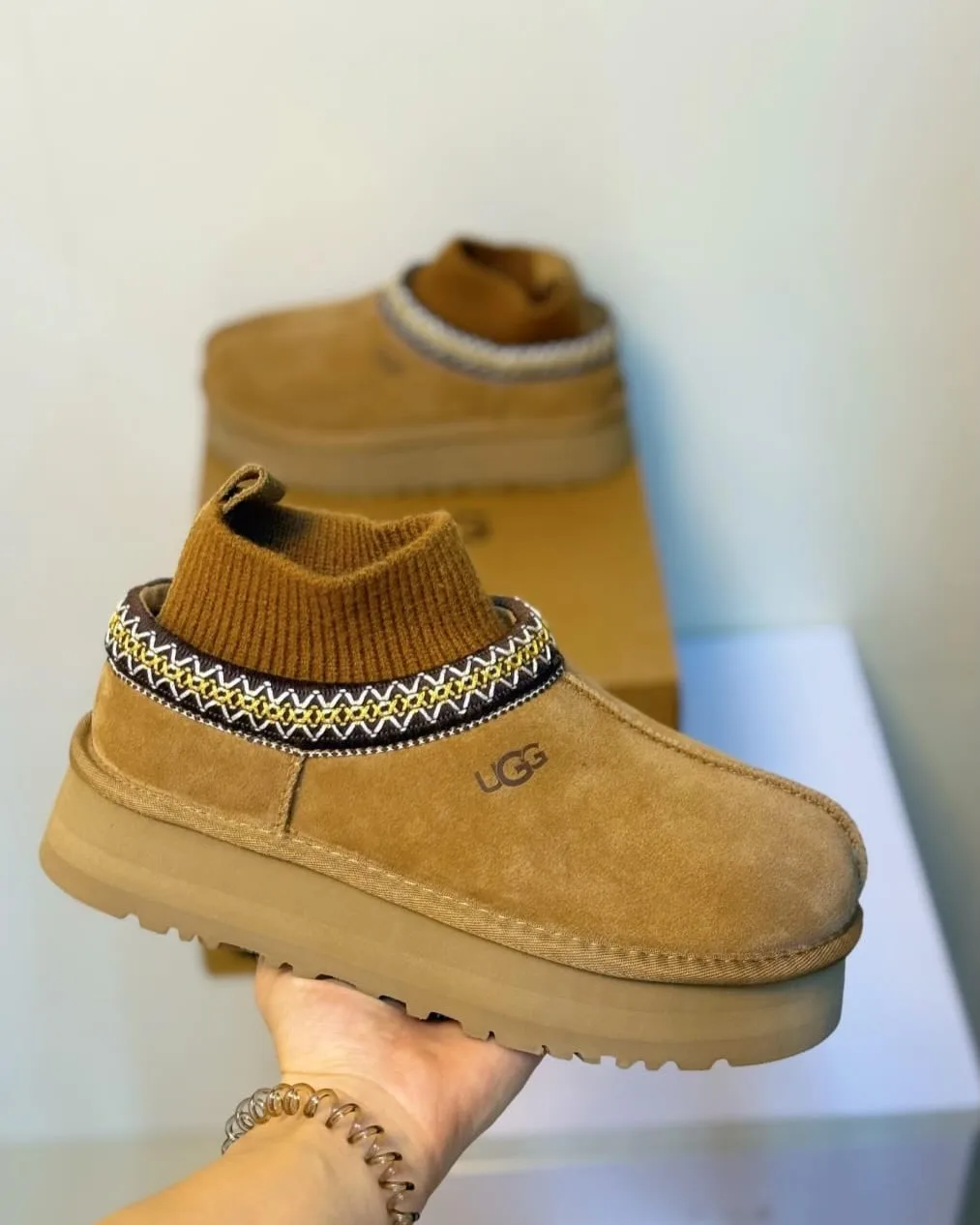 UGG Tasman platform with knit trim photo 5