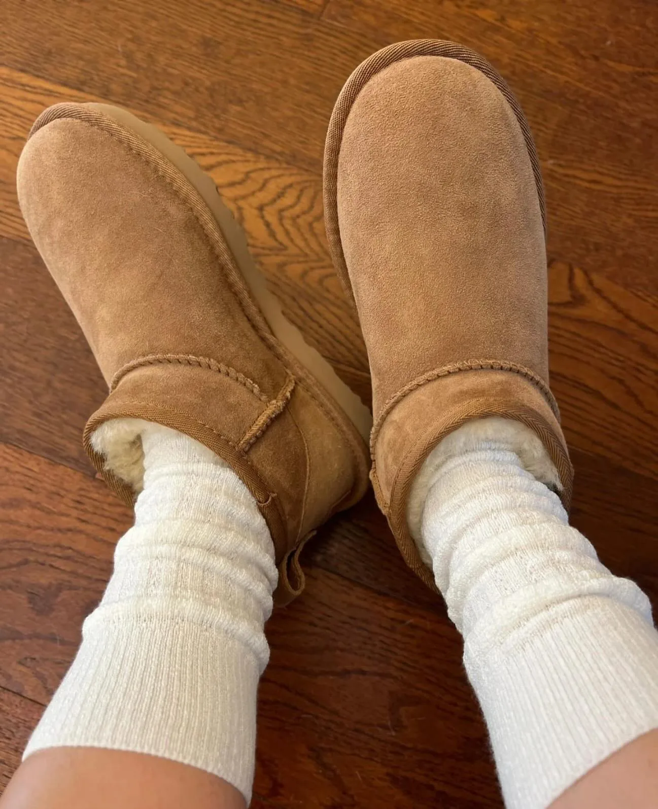 UGG Classic Ultra Mini photo 2