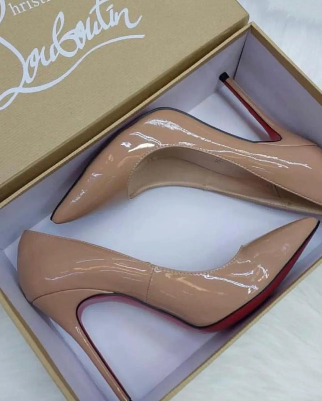 Christian Louboutin So Kate / Pigalle pointed-toe pump