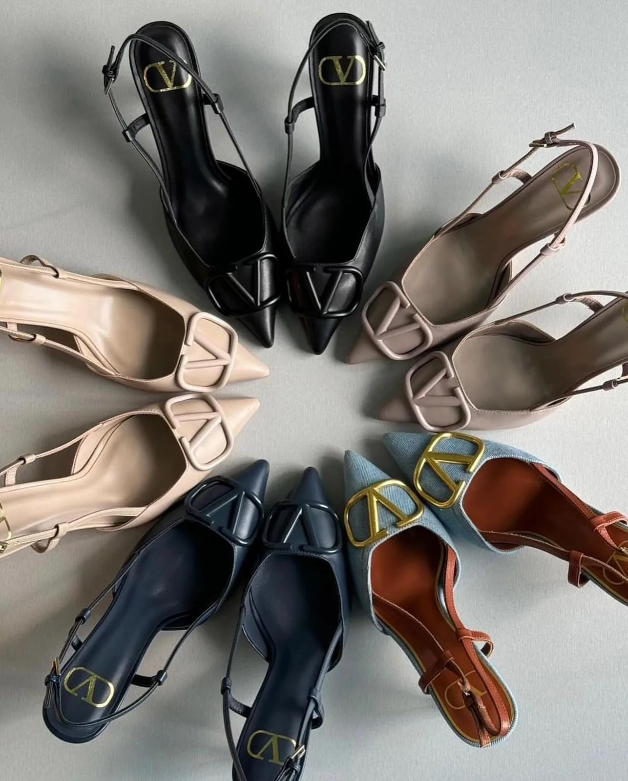 Valentino Garavani VLogo strappy sandal
