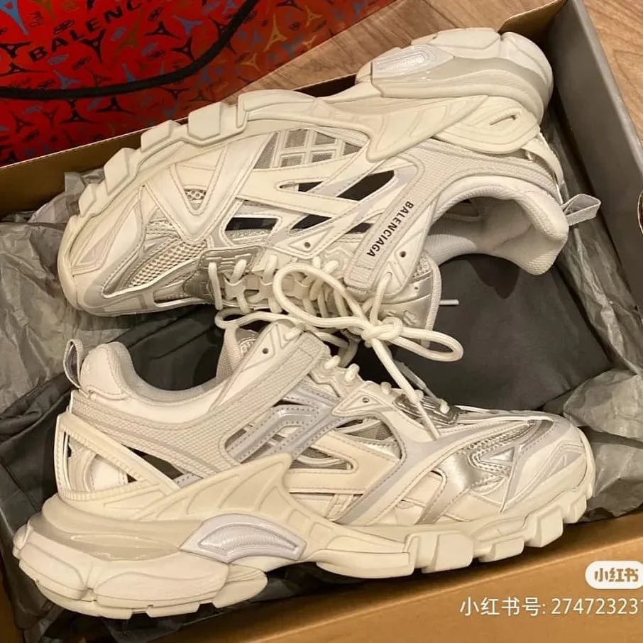 Balenciaga Track photo 6