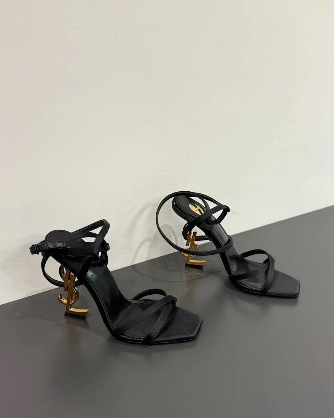 Saint Laurent Opyum cassandre-heel sandal photo 2