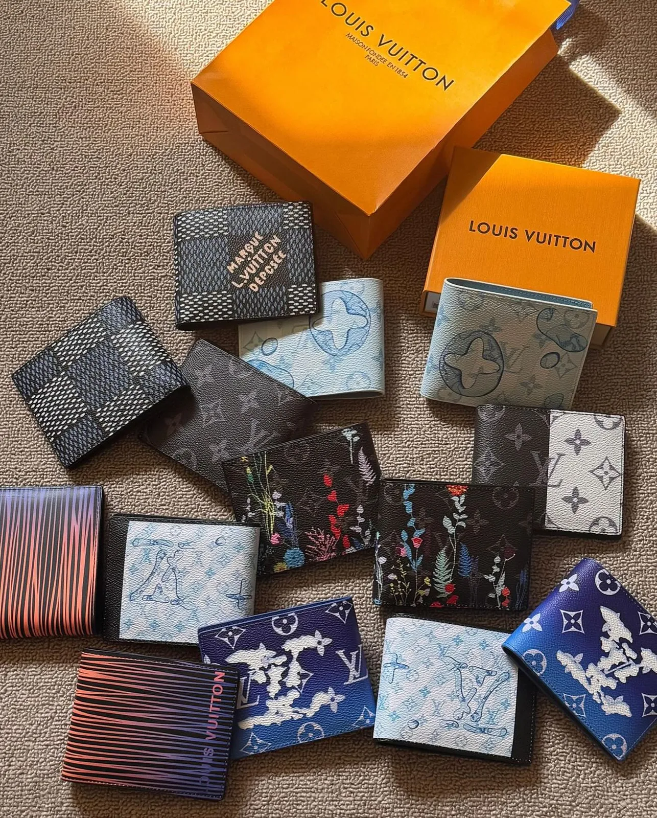 Louis Vuitton Monogram Graffiti Wallet photo 9