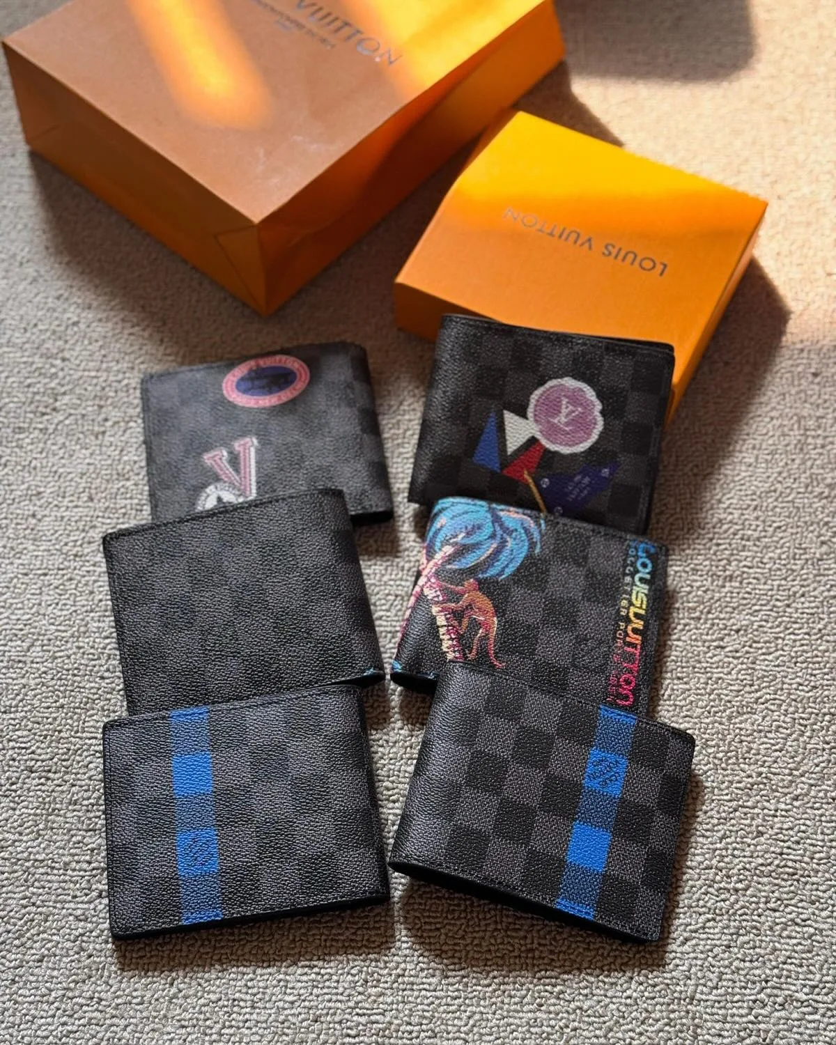 Louis Vuitton Monogram Graffiti Wallet photo 6