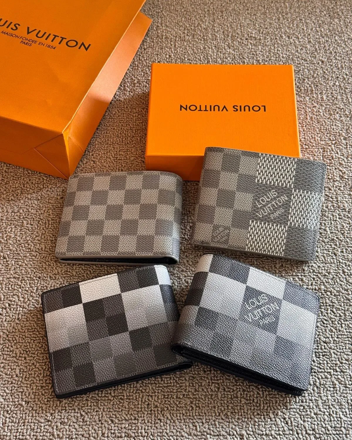 Louis Vuitton Monogram Graffiti Wallet photo 10