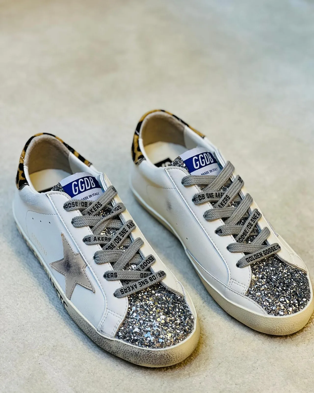 Golden Goose Superstar photo 12