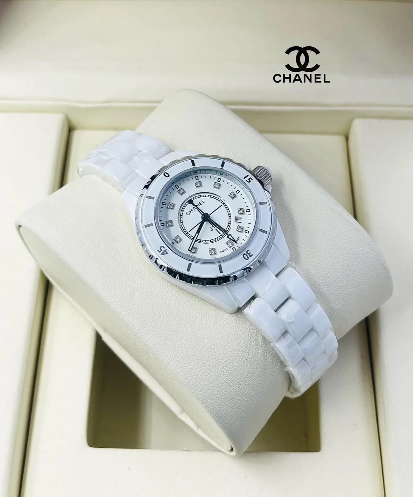 Chanel Wristwatch photo 3