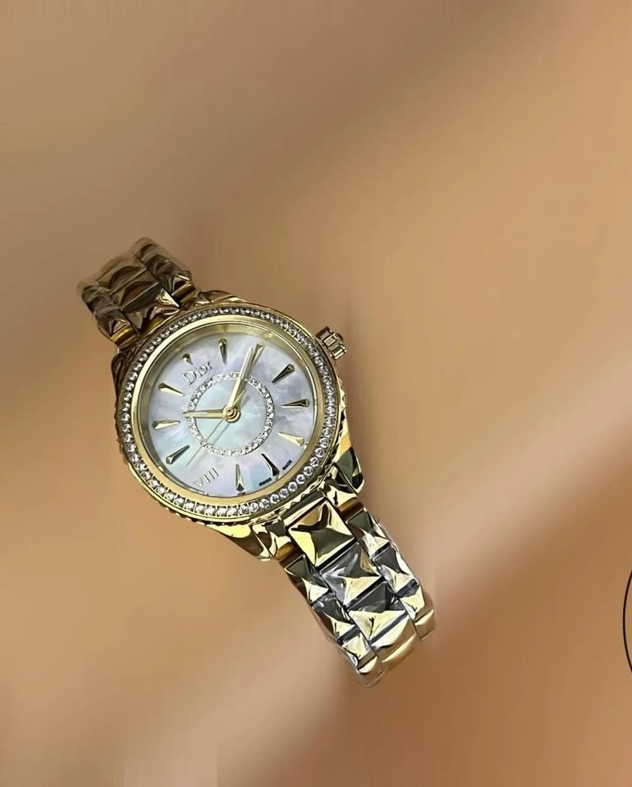 Dior ladies diamond bracelet watch photo 2