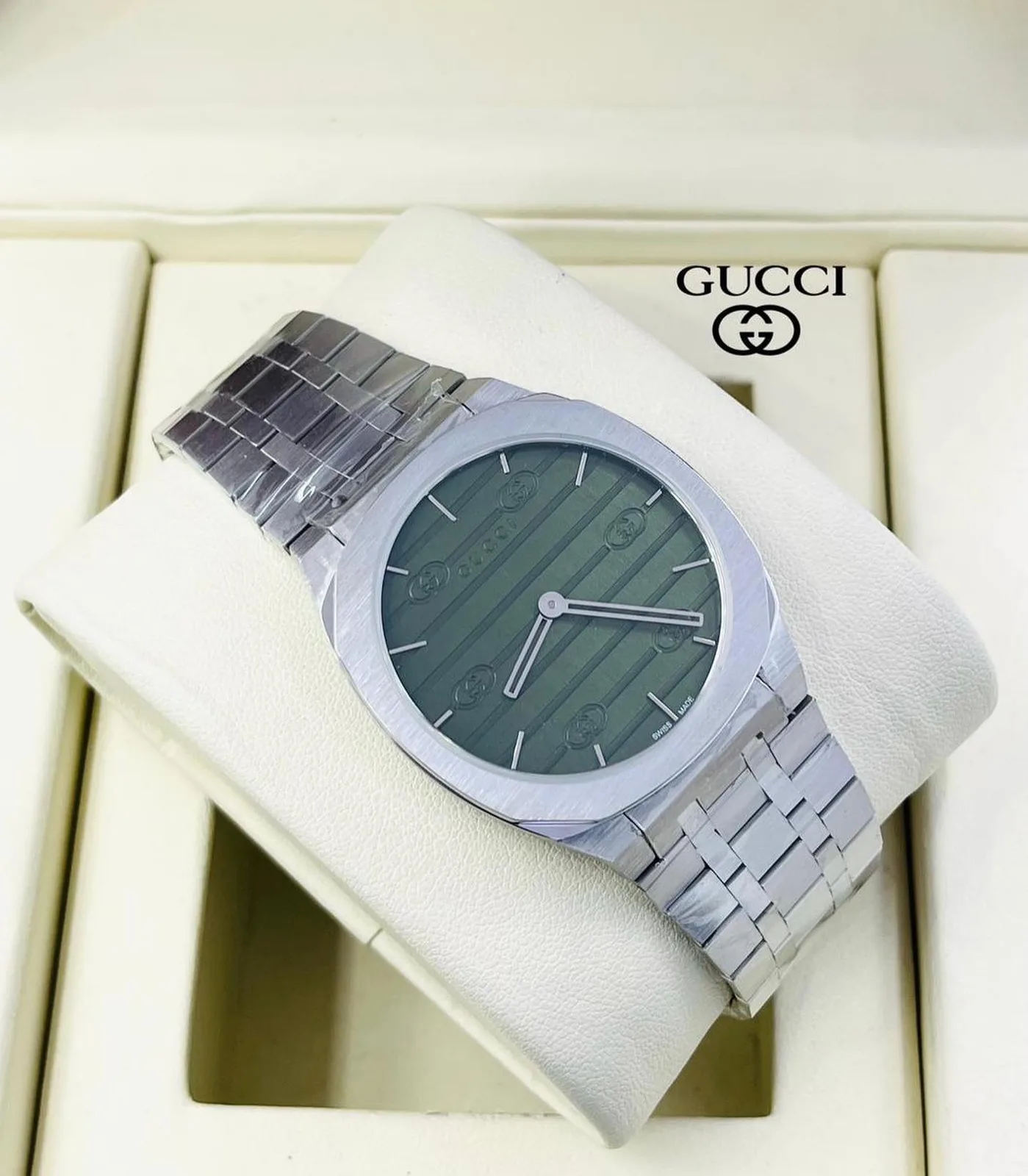 Gucci Wristwatch photo 3