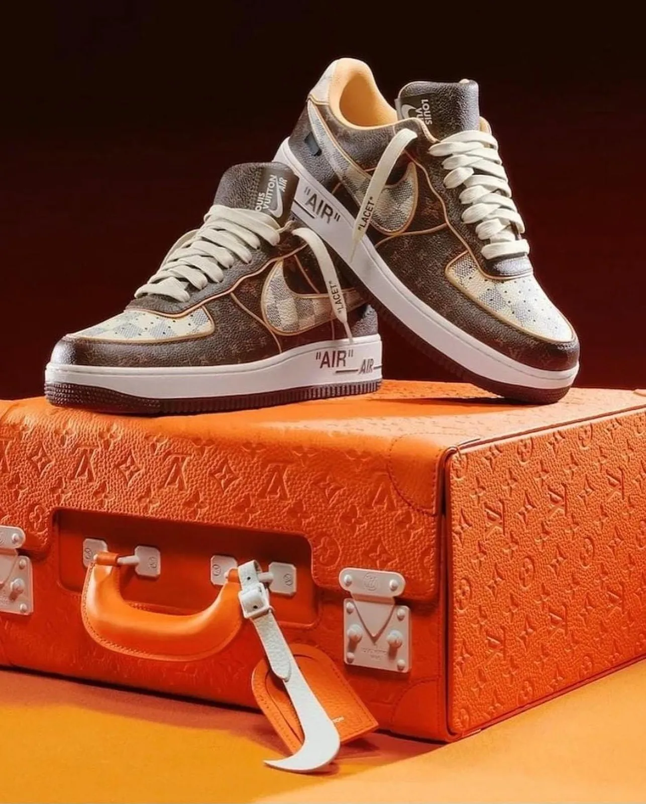 Nike Air Jordan 1 photo 4